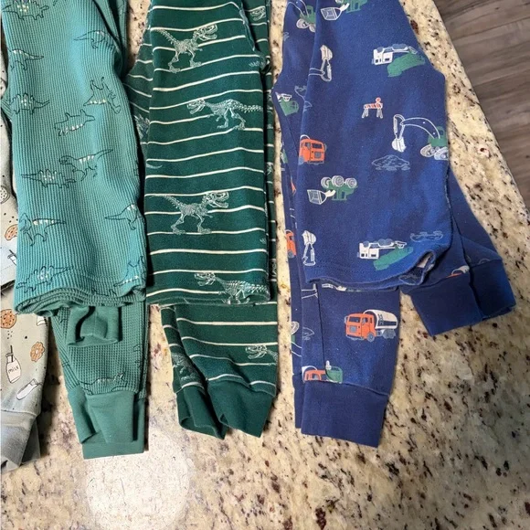 Set of 9 Boys 3T Pajamas - Picture 7 of 11